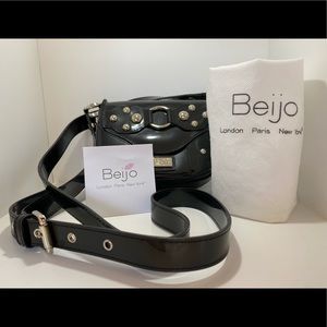 Beijo Black Crossbody